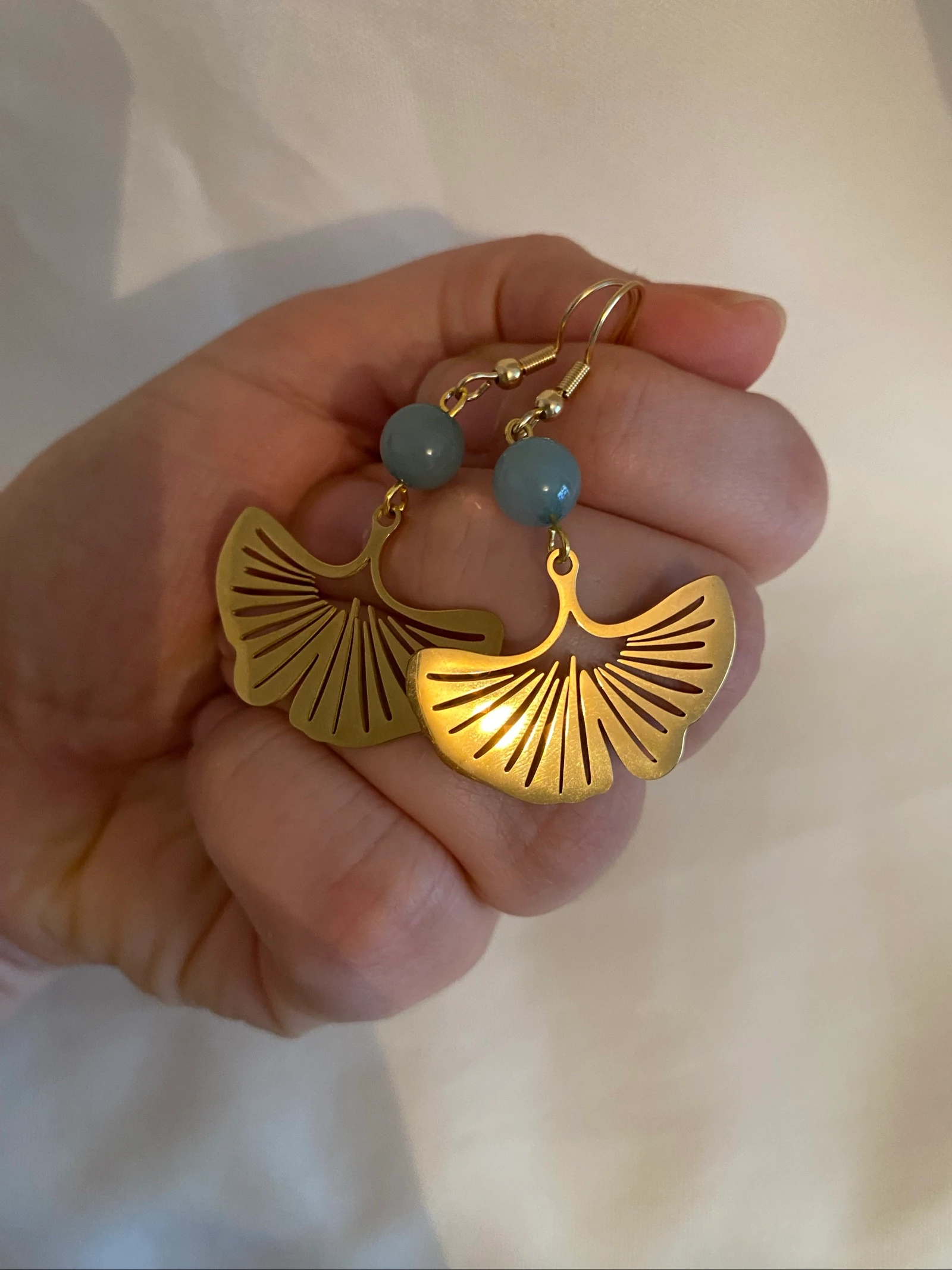 Boucles d’oreilles gingko effet miroir dorée  – photo 5